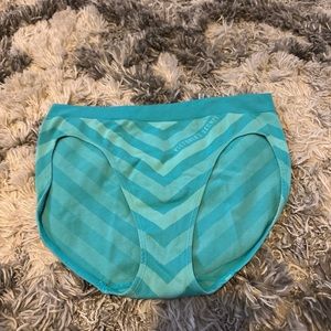 NWOT Victoria’s Secret Panty